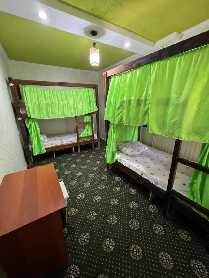 Anisa- Hostel Dusanbe Kültér fotó