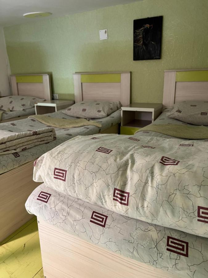 Anisa- Hostel Dusanbe Kültér fotó