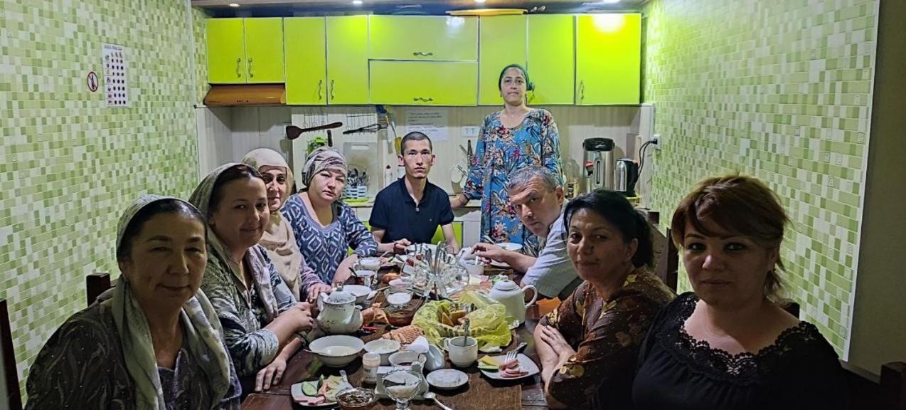 Anisa- Hostel Dusanbe Kültér fotó